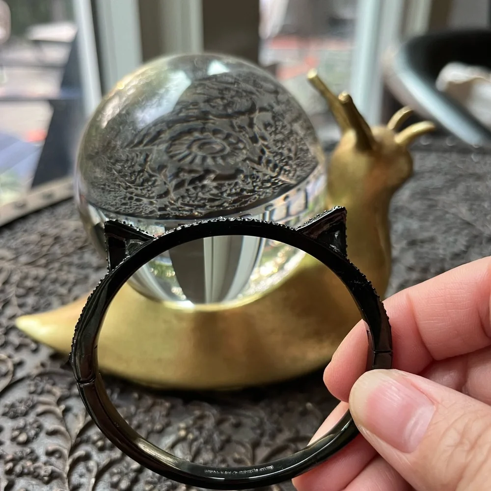 KATE SPADE JAZZ THINGS UP PAVE CAT BANGLE BRACELET IN BLACK - Picture 2 of 4